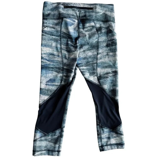 Lululemon Women’s Pace Rival Crop Blues Size 6 - Picture 2 of 6